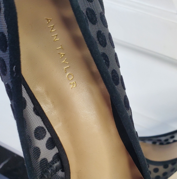 ANN TAYLOR Sheer Elegant Black Polka Dot Women's Heels - Picture 9 of 13